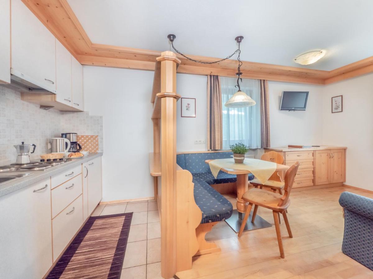 Ciasa Raut Apartment Ла Вале Екстериор снимка