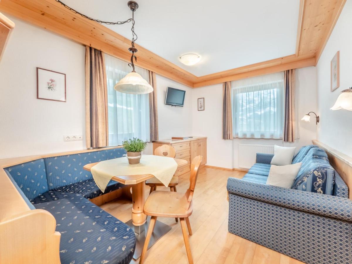 Ciasa Raut Apartment Ла Вале Екстериор снимка