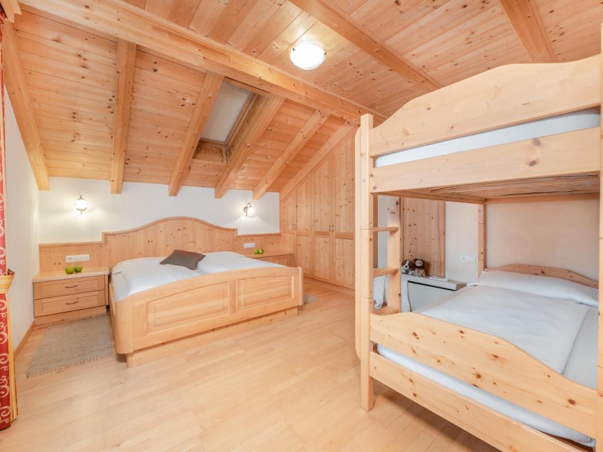 Ciasa Raut Apartment Ла Вале Екстериор снимка